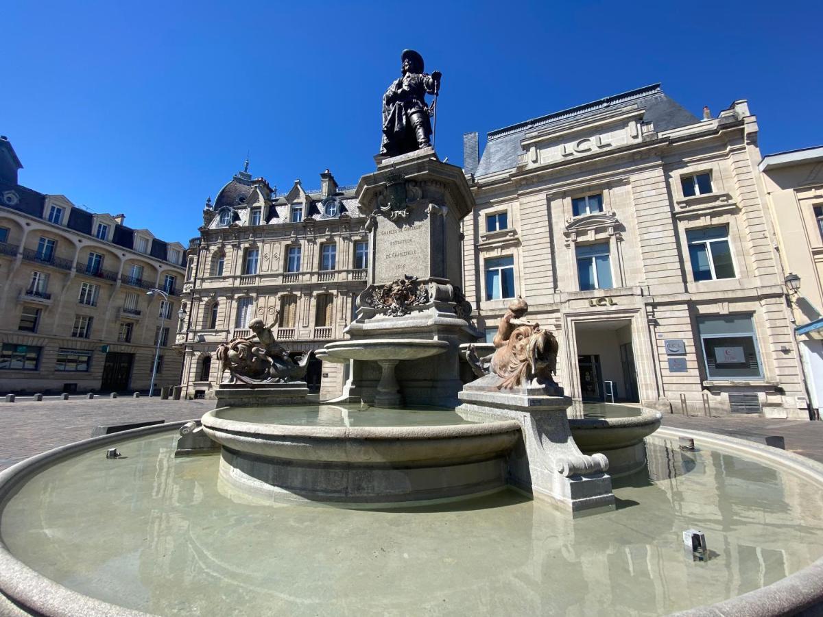 Le Gonzague, Appartement Hyper-Centre Tout Confort. Шарлевиль-Мезьер Экстерьер фото